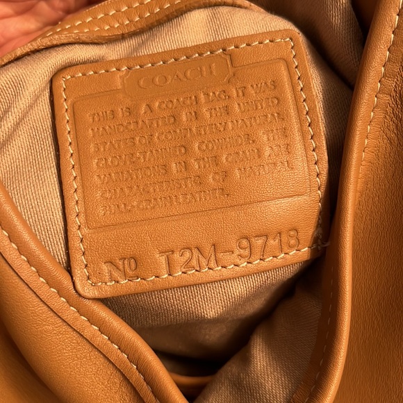 Vintage Coach leather Shoulder bag good condition khaki color - Picture 11 of 12